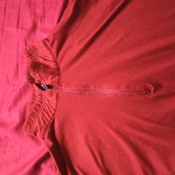 32 Degrees Heat Red Men's  Quarter-Zip Pullover - Picture 5 of 6